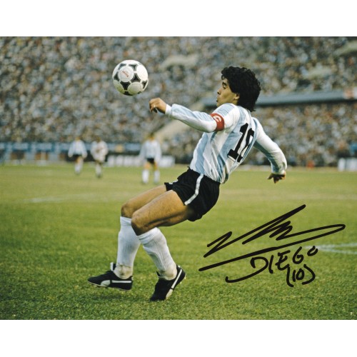 Diego Armando Maradona ディエゴ・マラドーナ 直筆サイン入り写真認証COA付