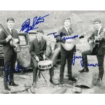 The Beatles ビートルズ 直筆サイン入り写真認証COA付